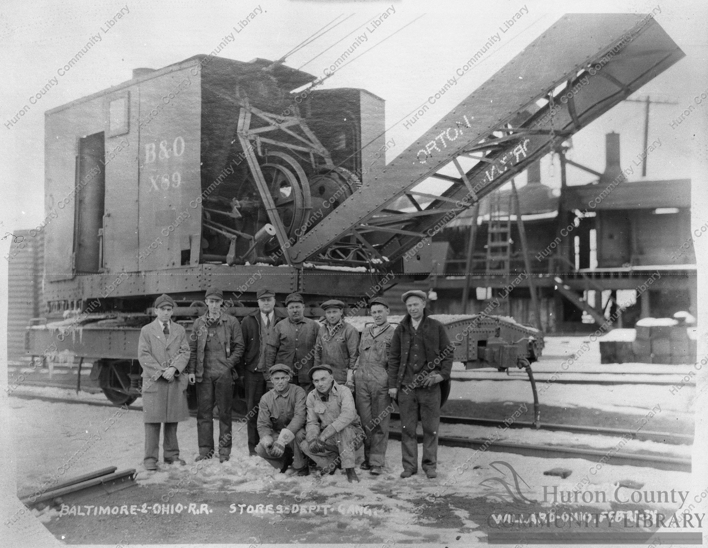 1934 Stores Dept. Gang - B & O