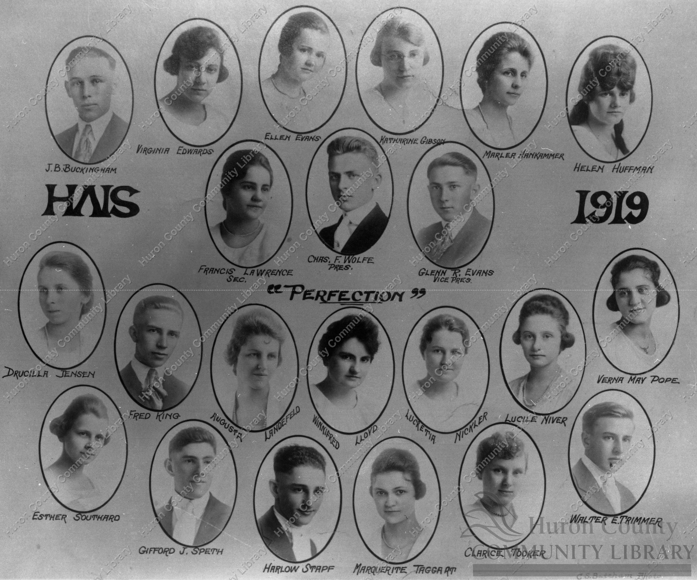 Willard High School Graduating Class of 1919