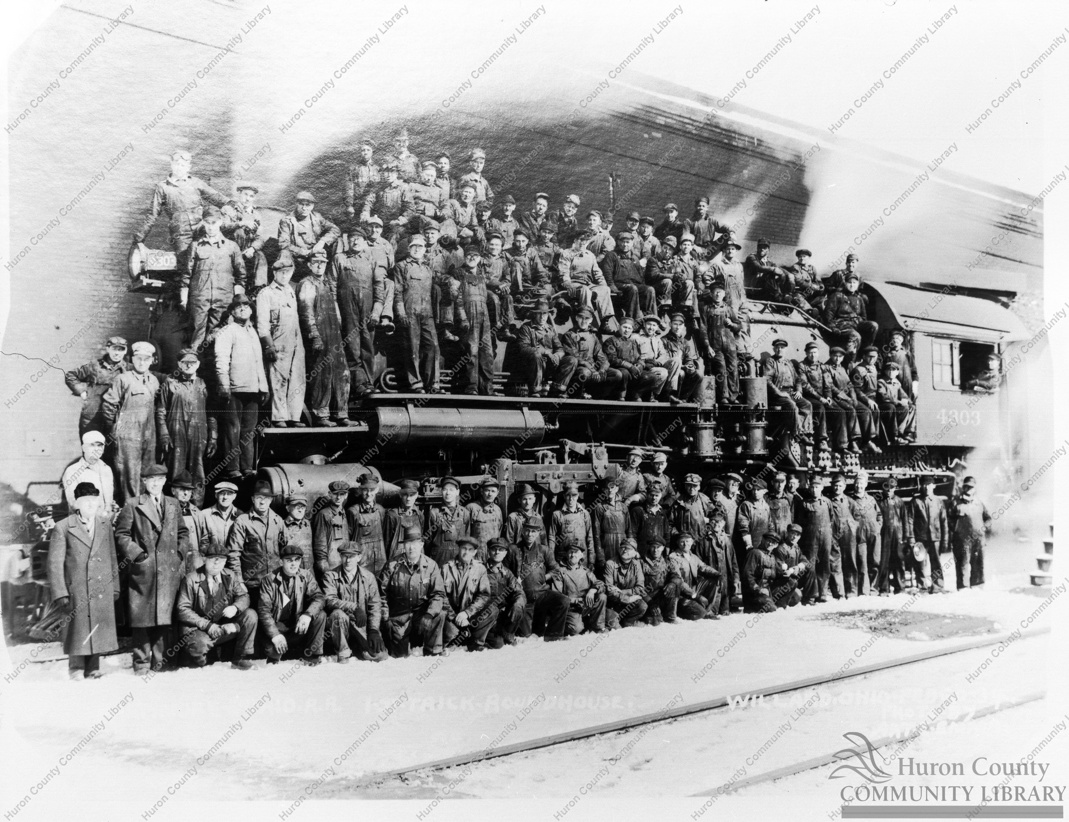 B & O 1st trick Roundhouse 1934