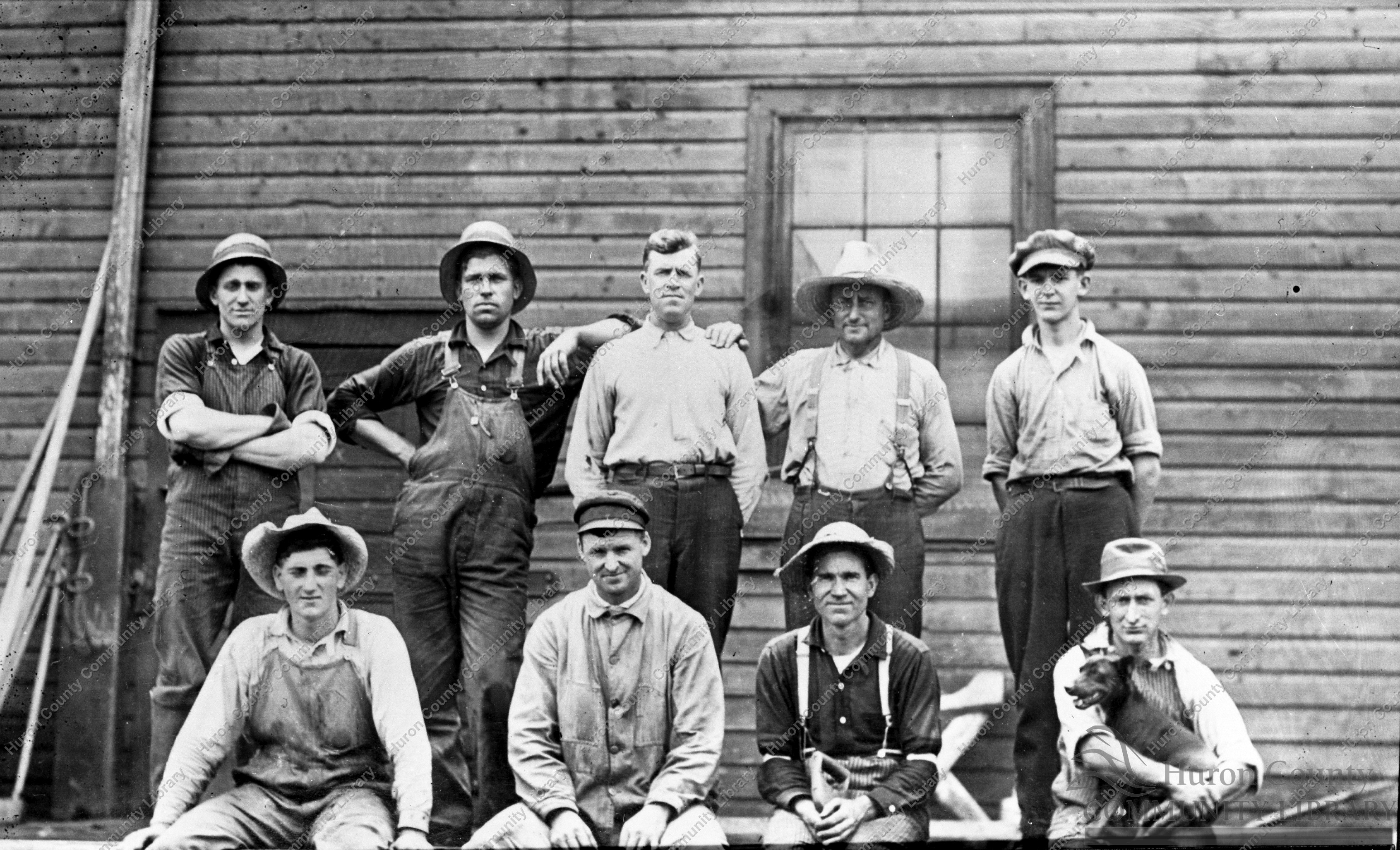 Summer Crew handling & storing ice ca 1914