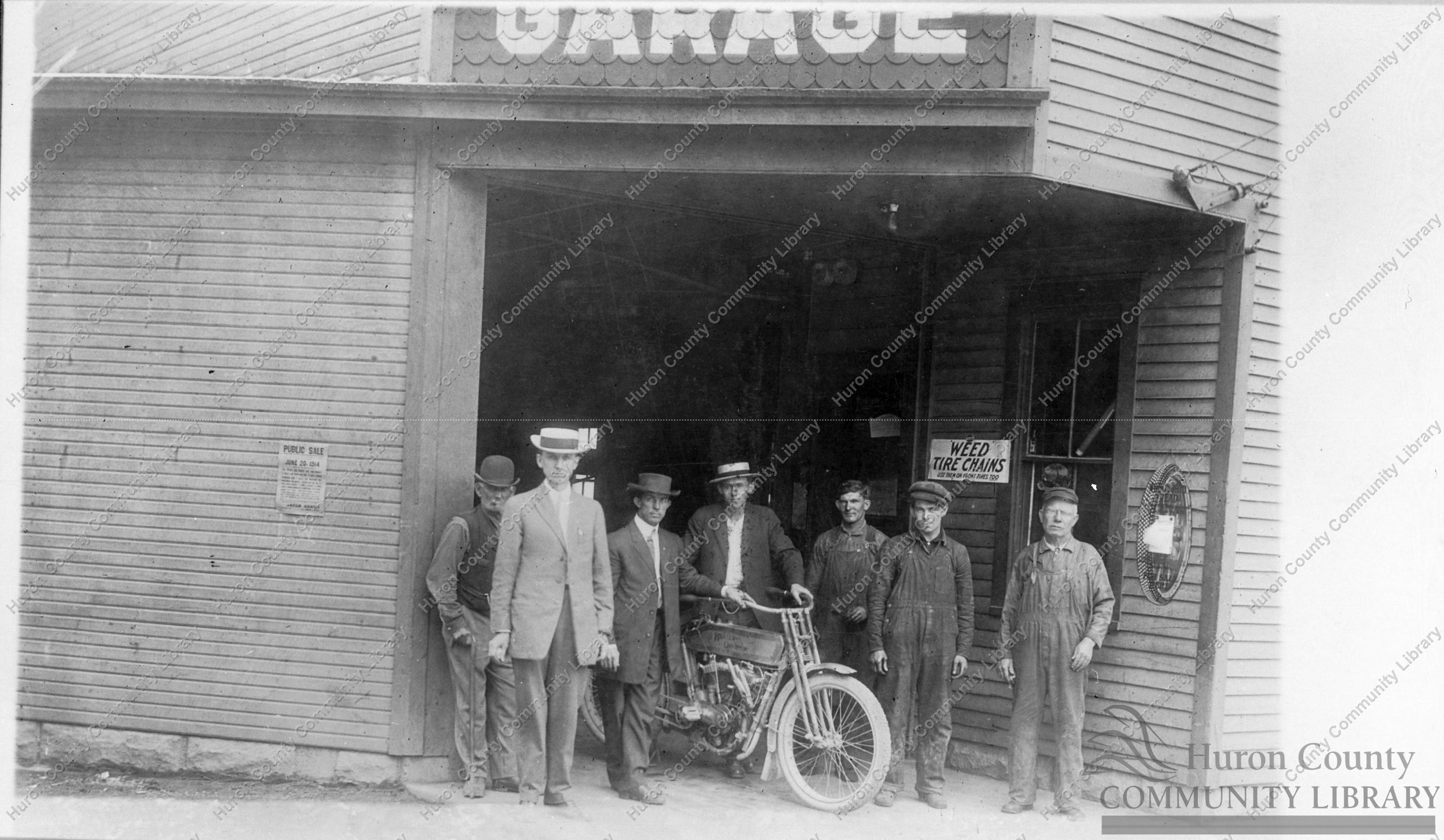 Garage on Motson St. 1914
