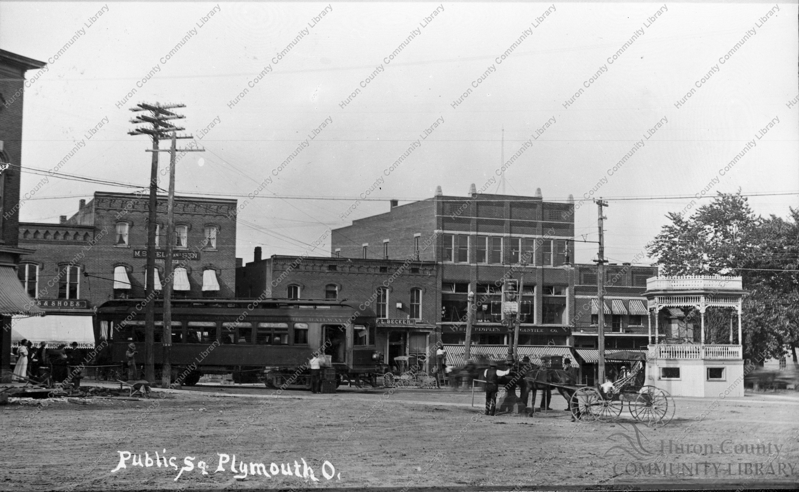 Plymouth Public Square Square, Bandstand, S.N.& M. Elec. Car 1915