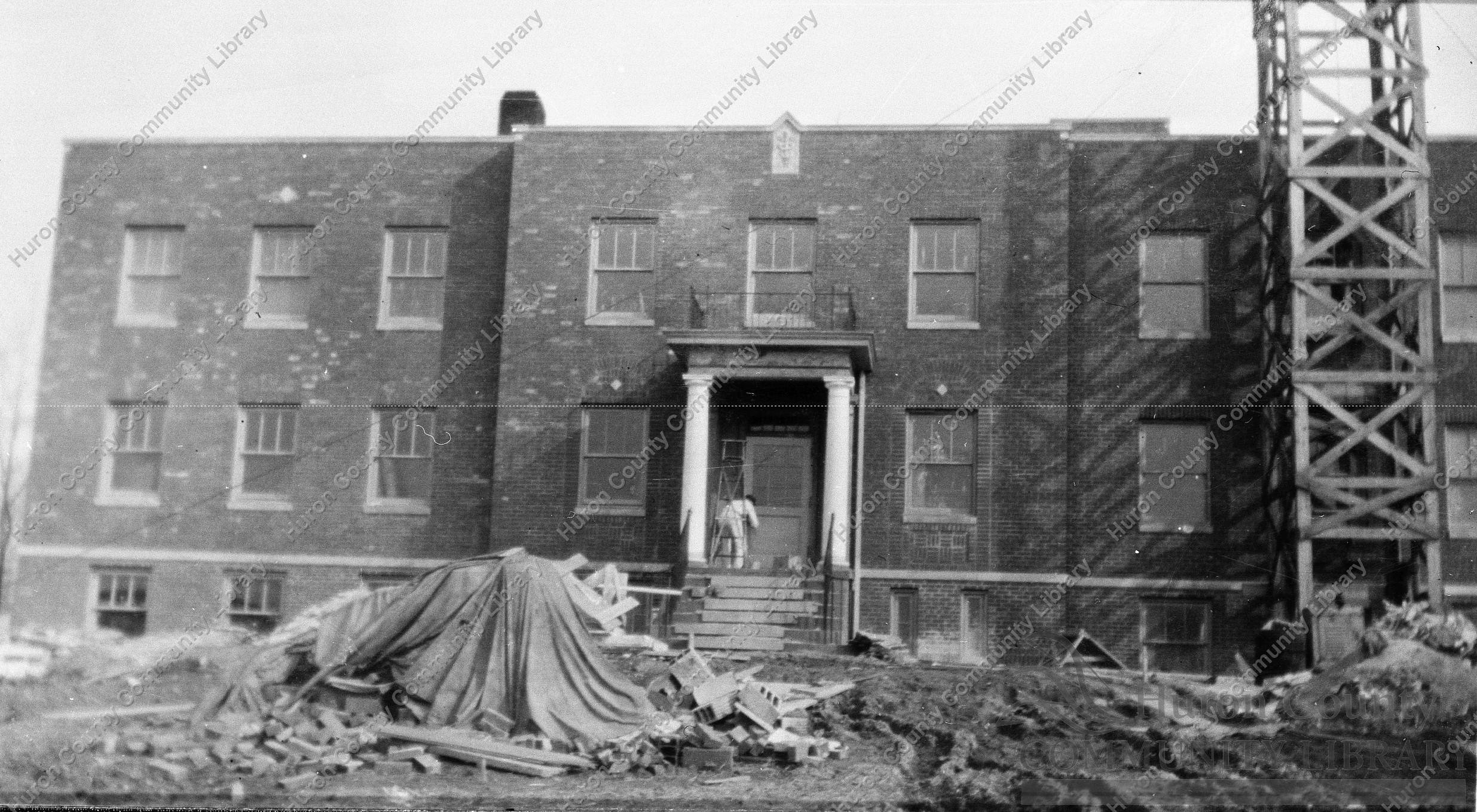 Willard Hospital being built 1930