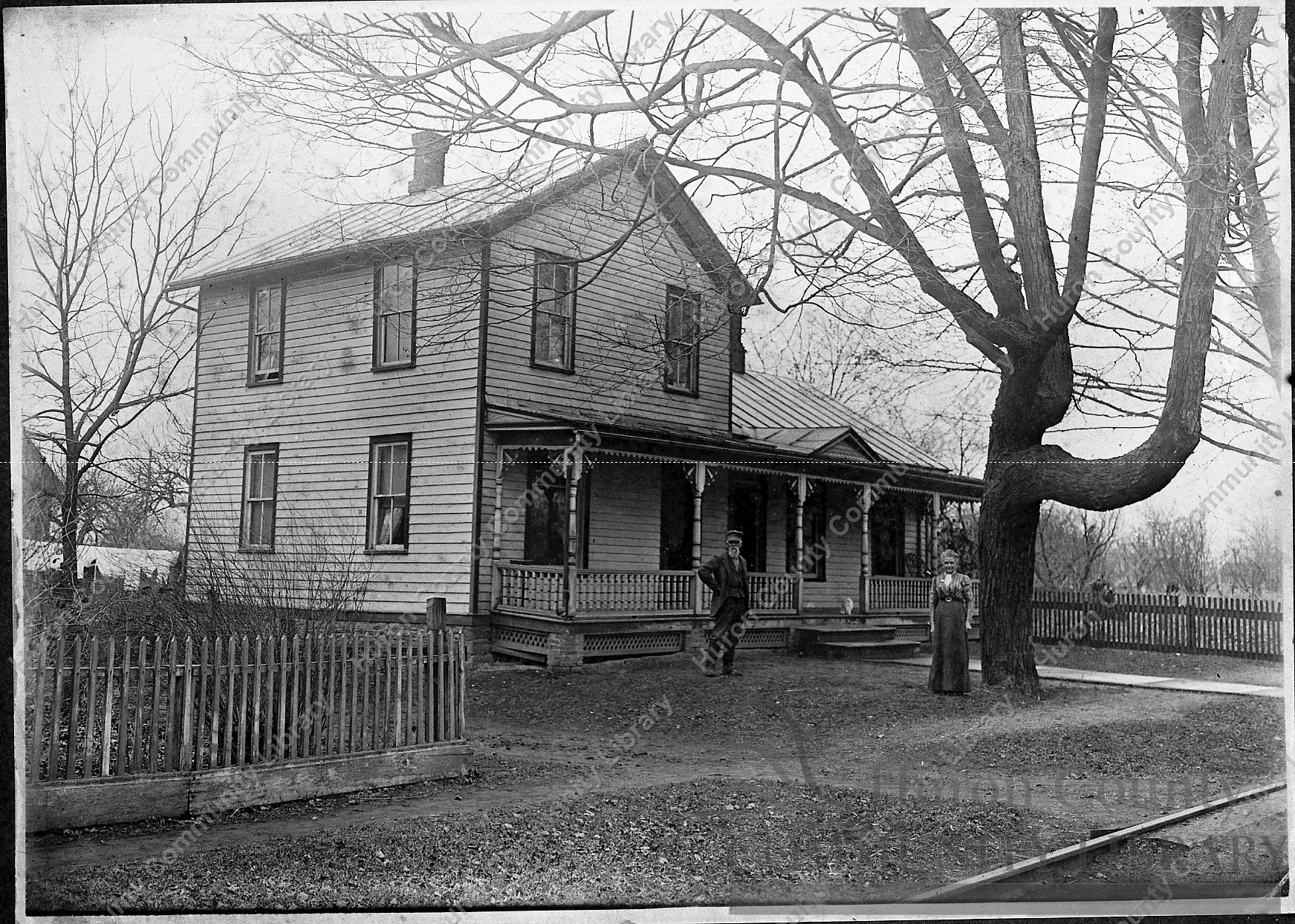 New Haven - J. H. Mills' Home 1904