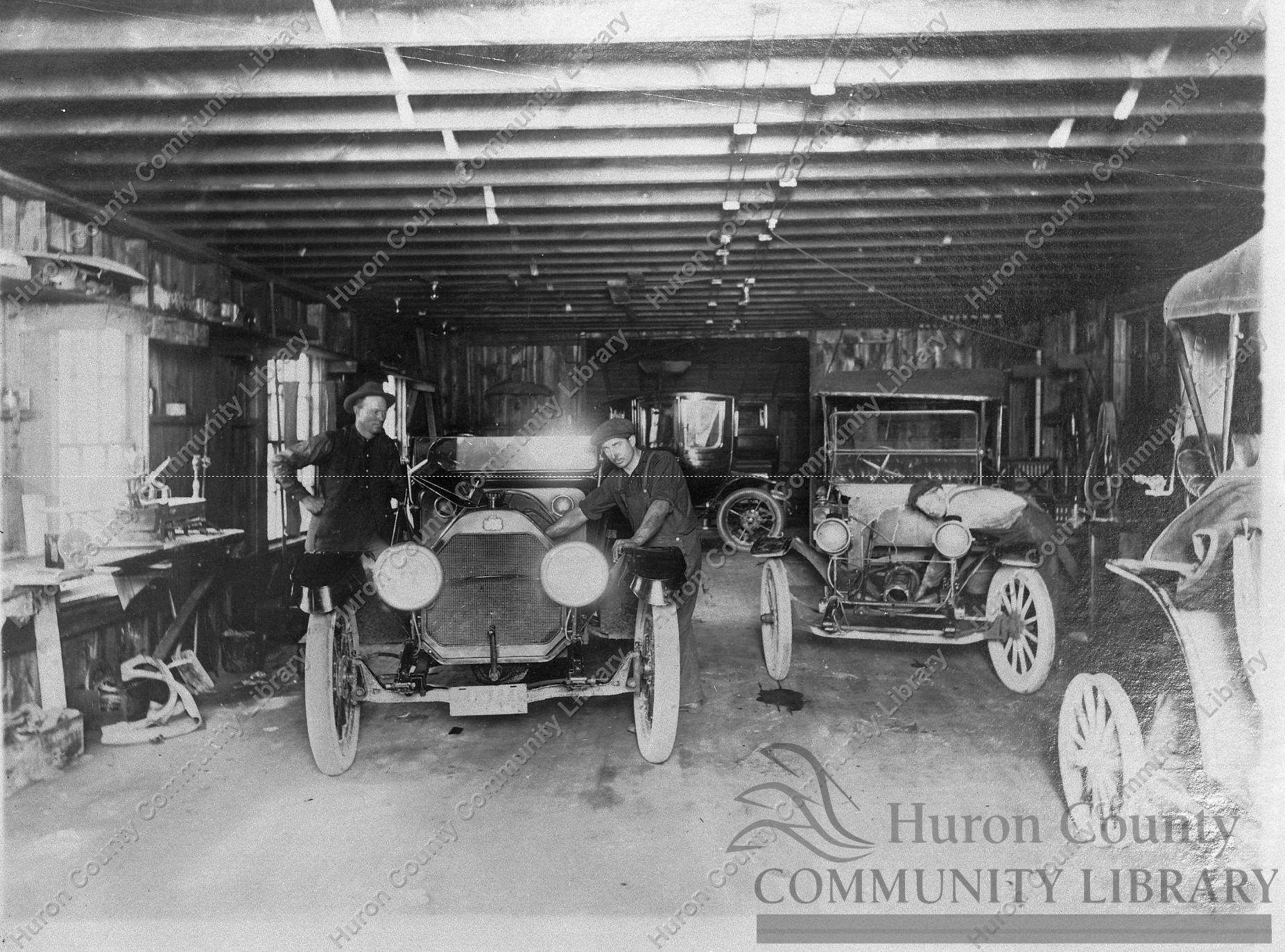 Garage - 1913
