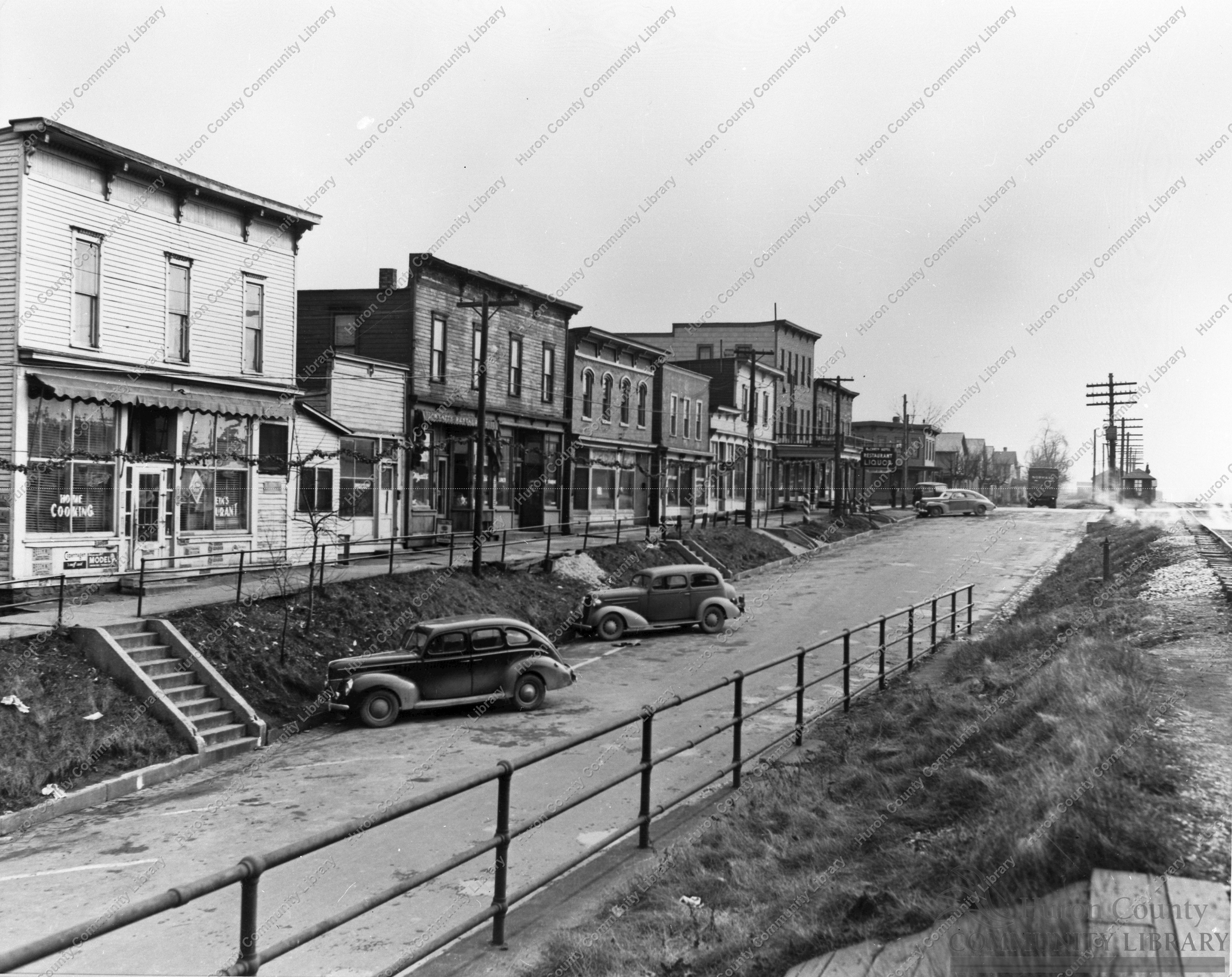 Front St. ca 1939 from B&O tracks (Newark Div.)