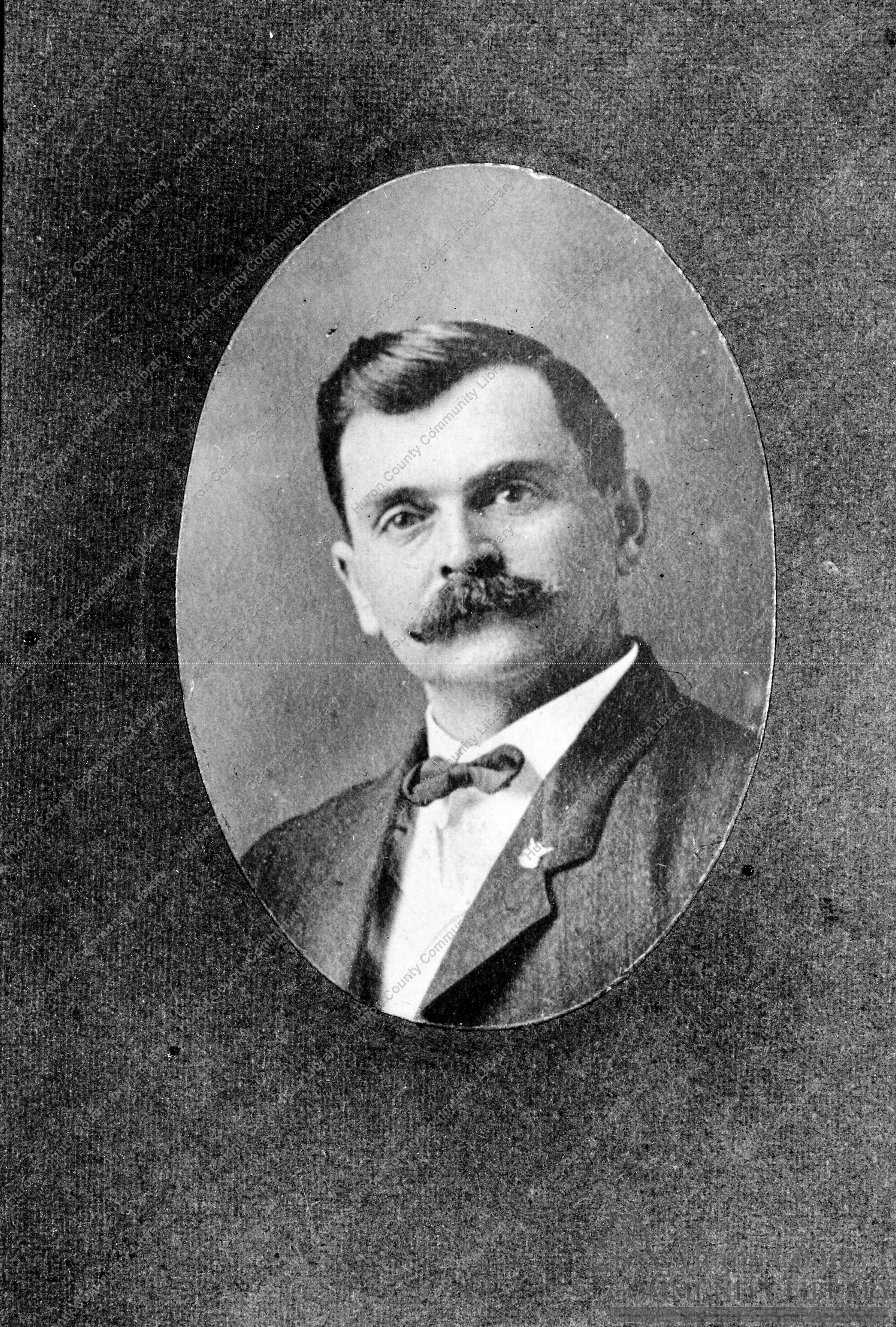 Lester P. Hensinger as Mayor 1910