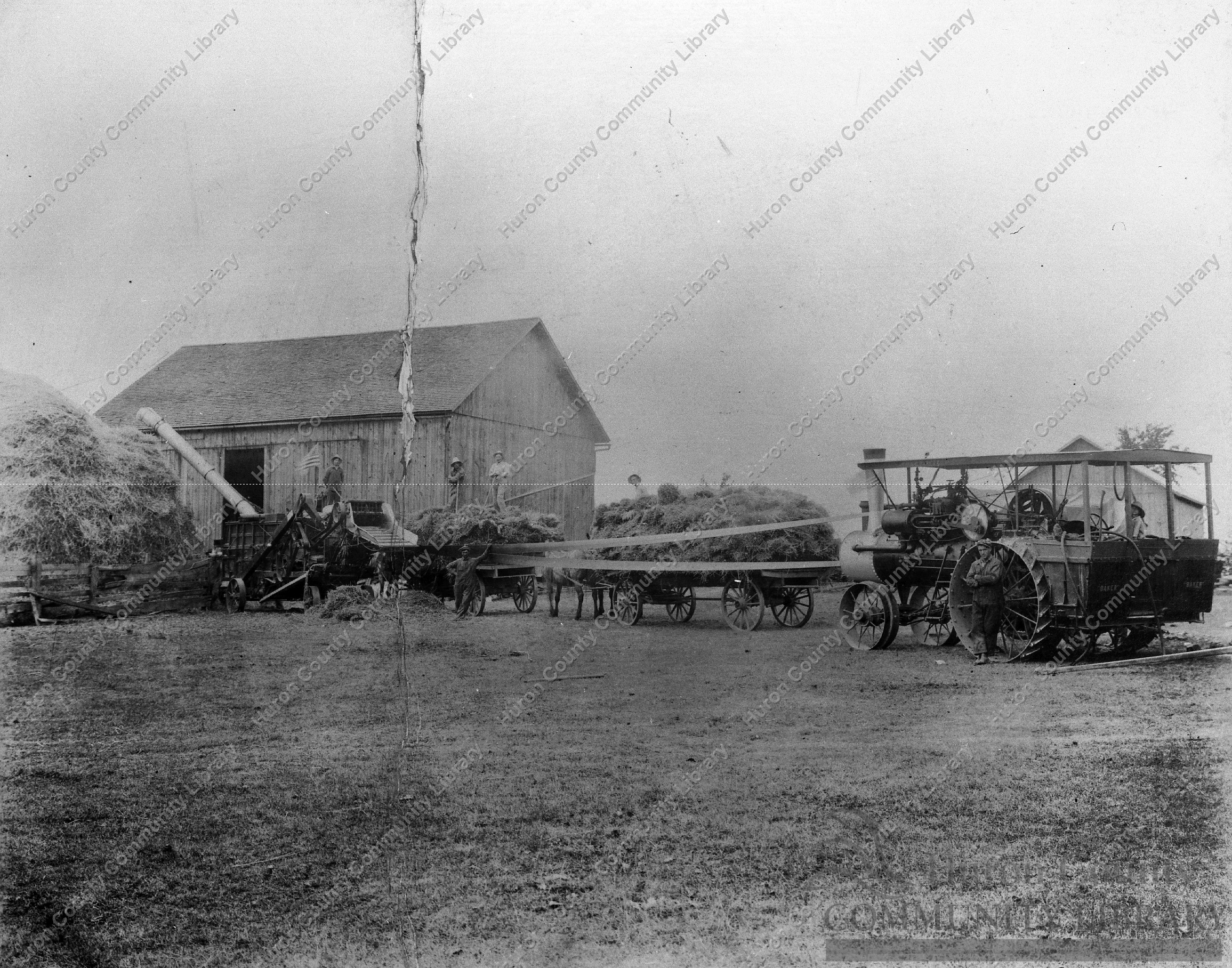 Threshing with old Steam Traction Engine 1918