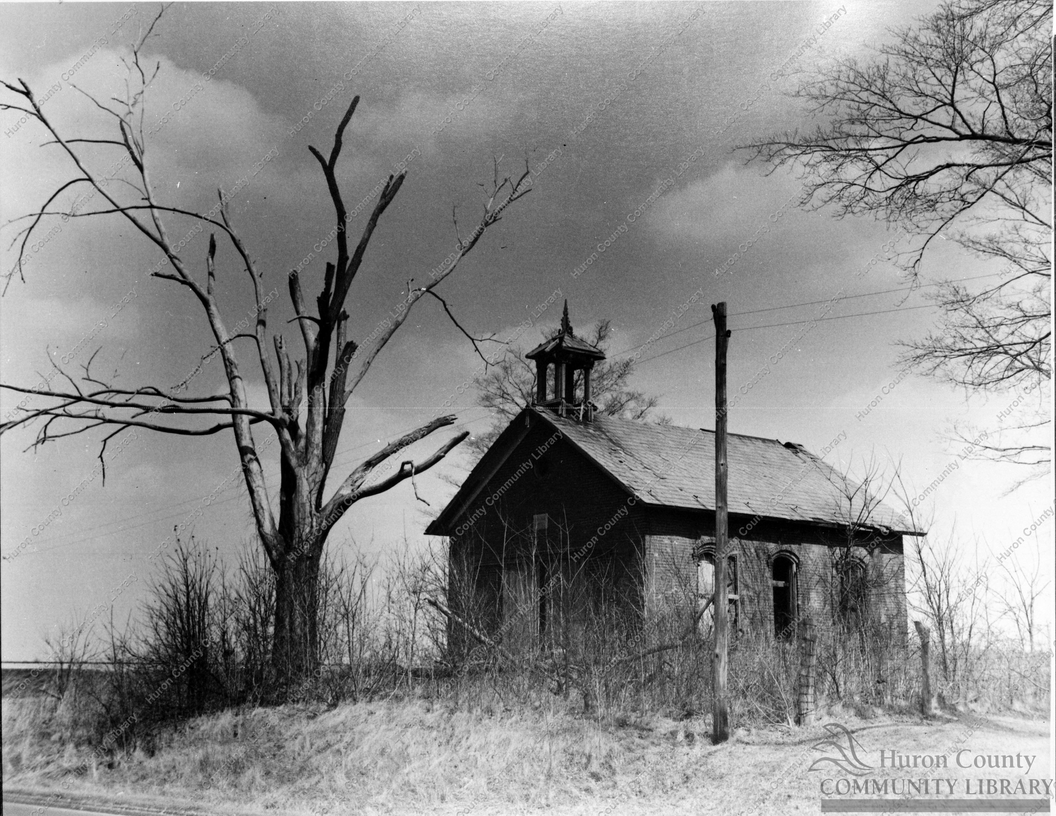 Guinea Corners School dead & forsaken. Oil painted Bill Daniels