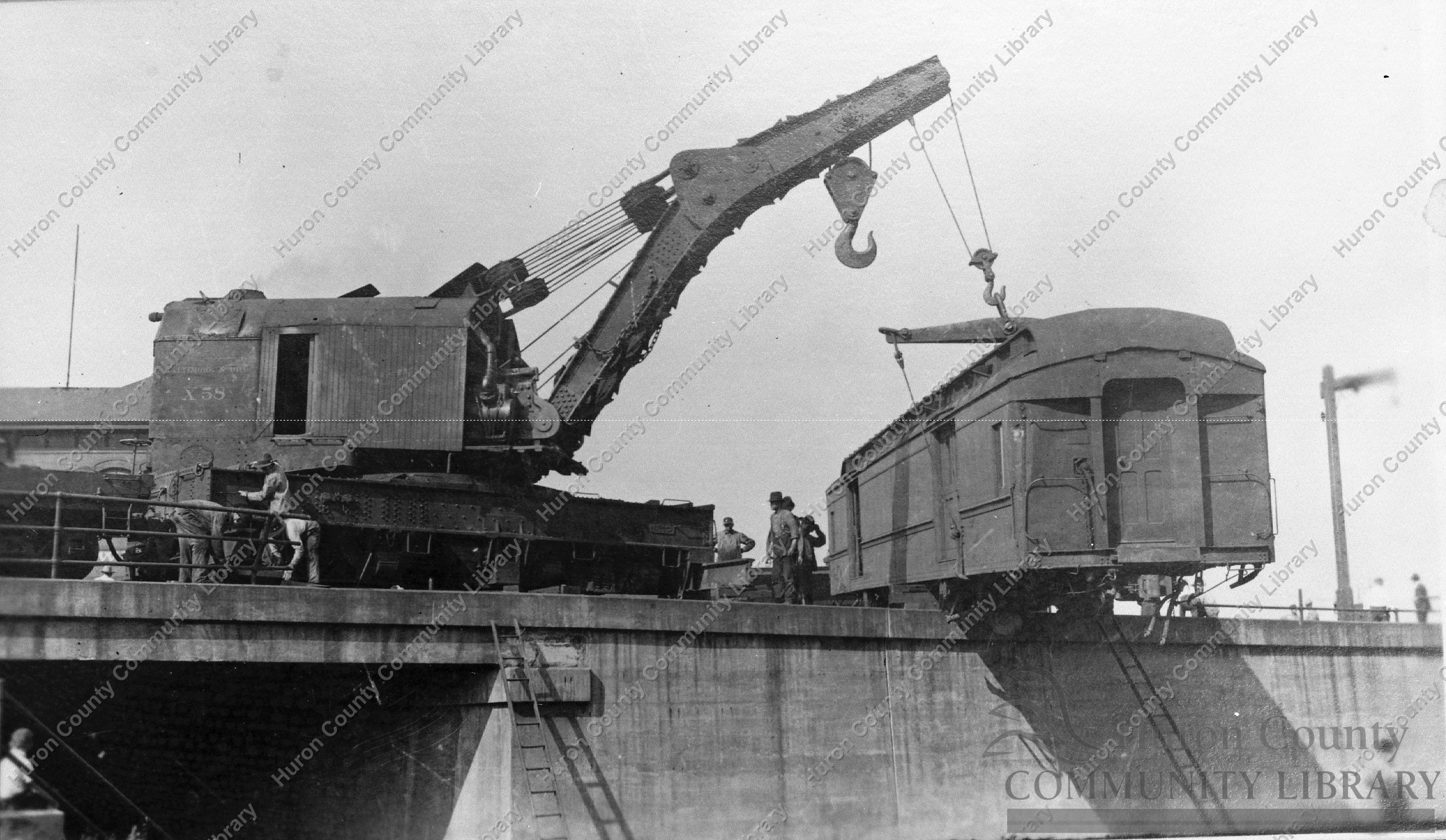 Wreck and Big Hook at wreck