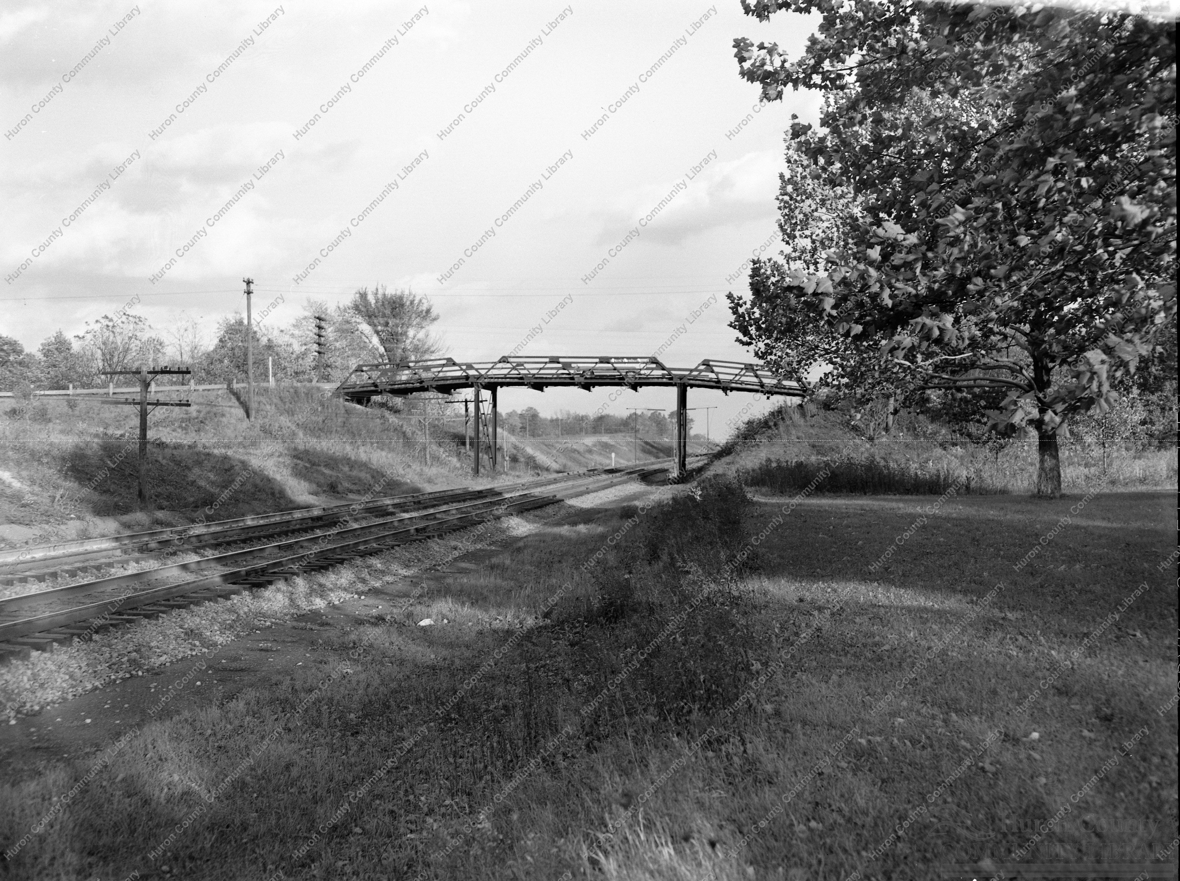 SR99 Camelback Bridge over B&O RR East of Willard - razed in 1961