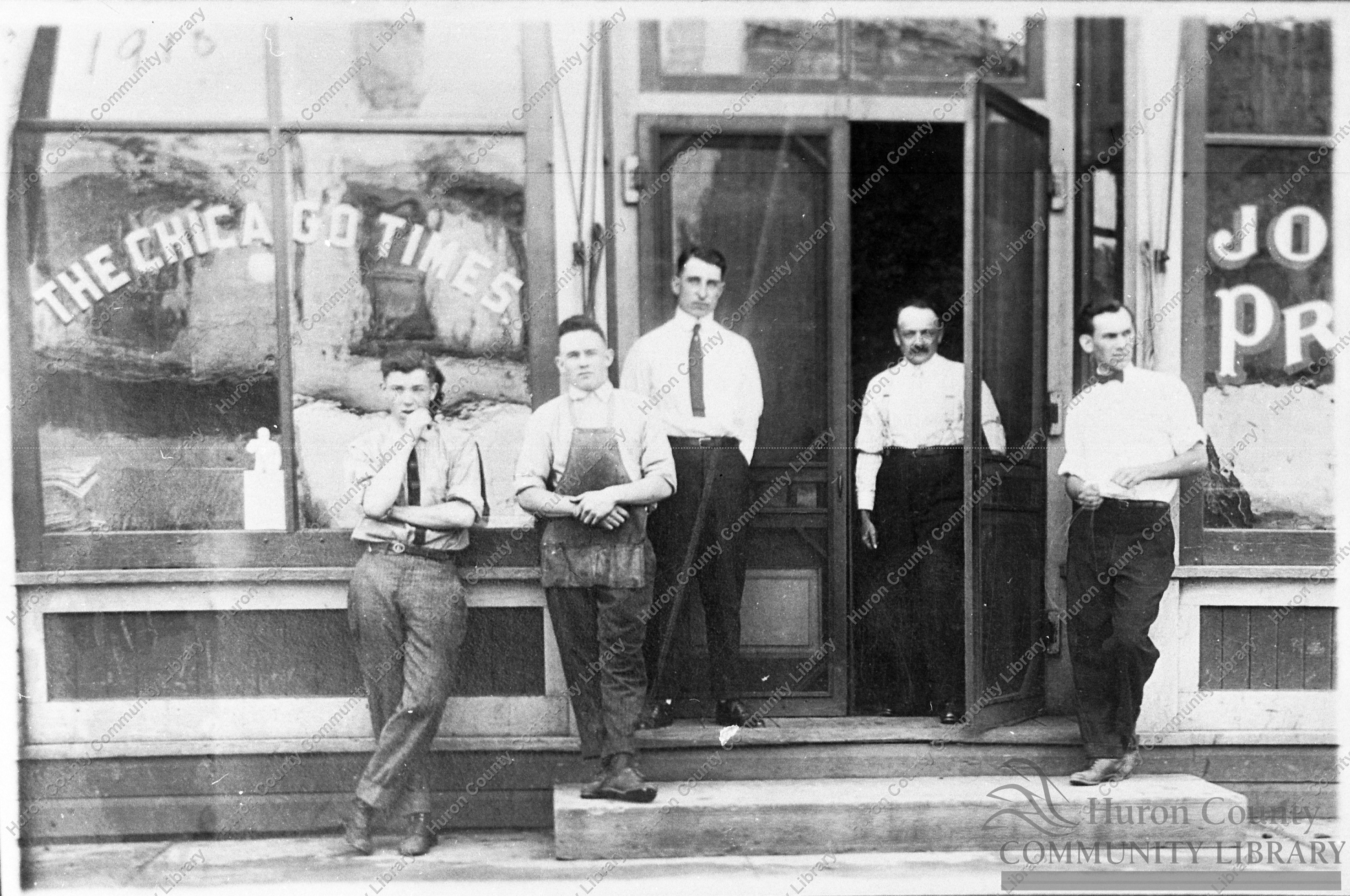 Chicago Times in early 1900's - Editor Ed Evans in doorway
