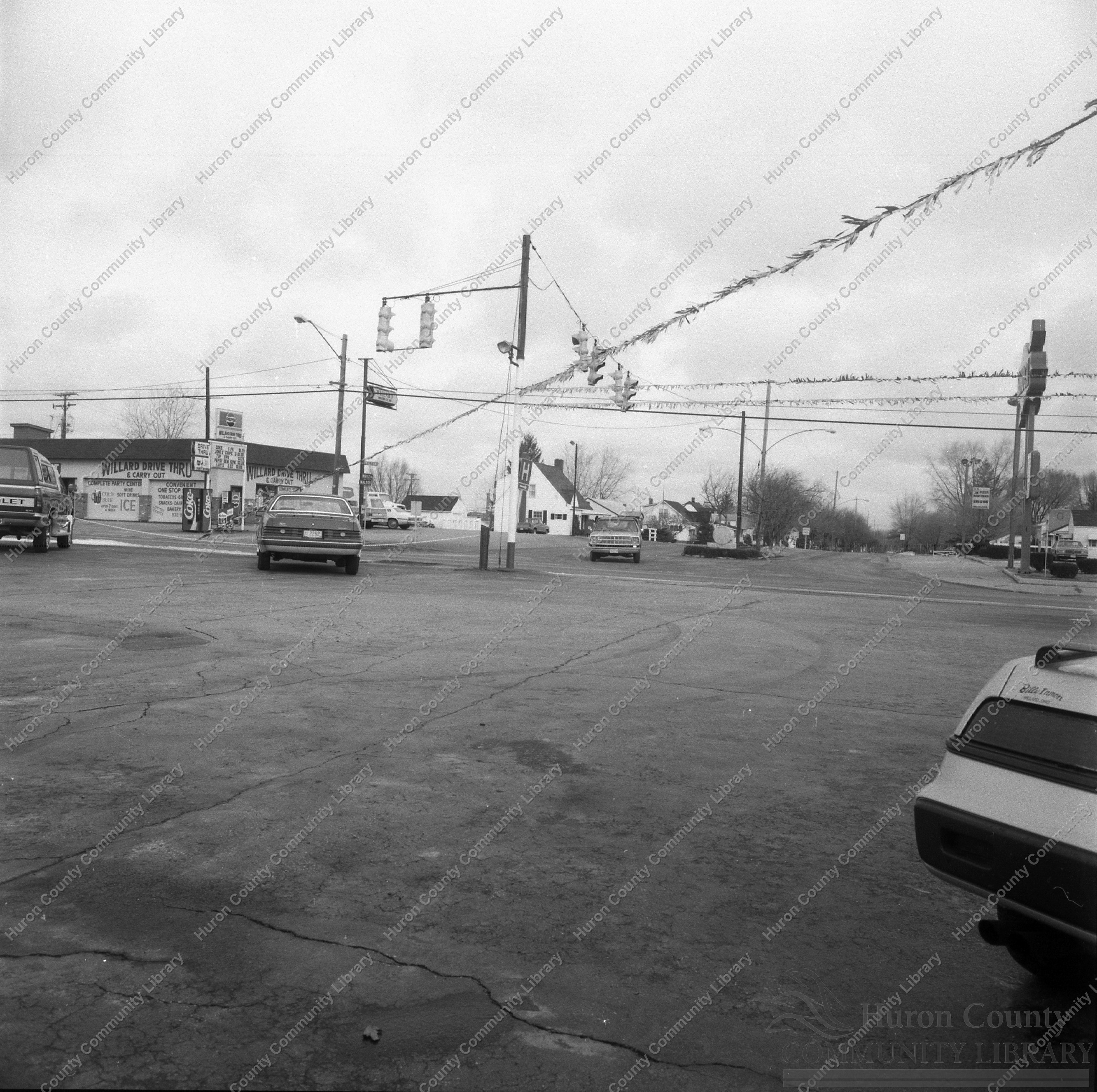 Looking North on Myrtle from Inmon's Car leasing (West Lane)