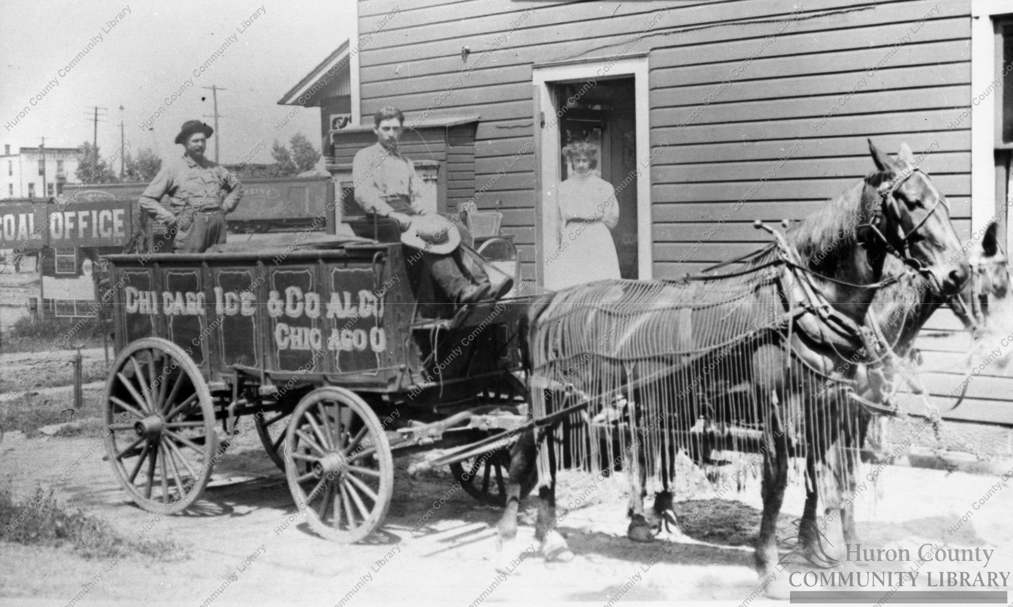 Oliver Sennette's Chicago Ice & Coal Co. ca 1907