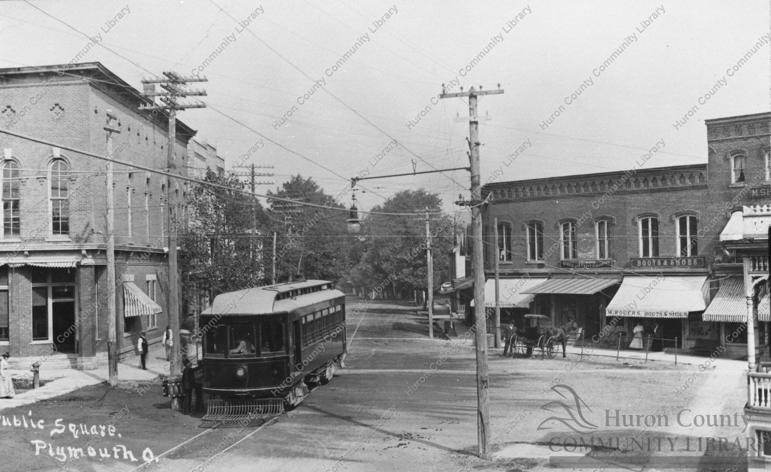 SN&M RY Car (small car) in square of Plymouth, OH ca 1907