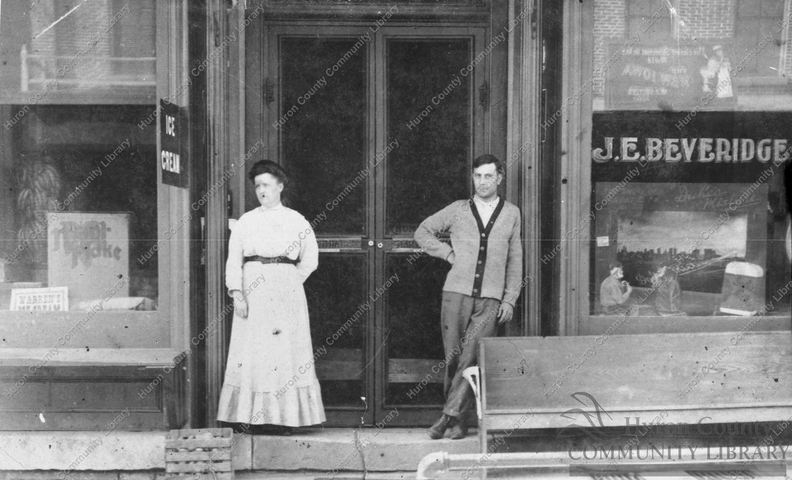 "Beveridge Grocery" Store in Greenwich shows Lillian B. & Son